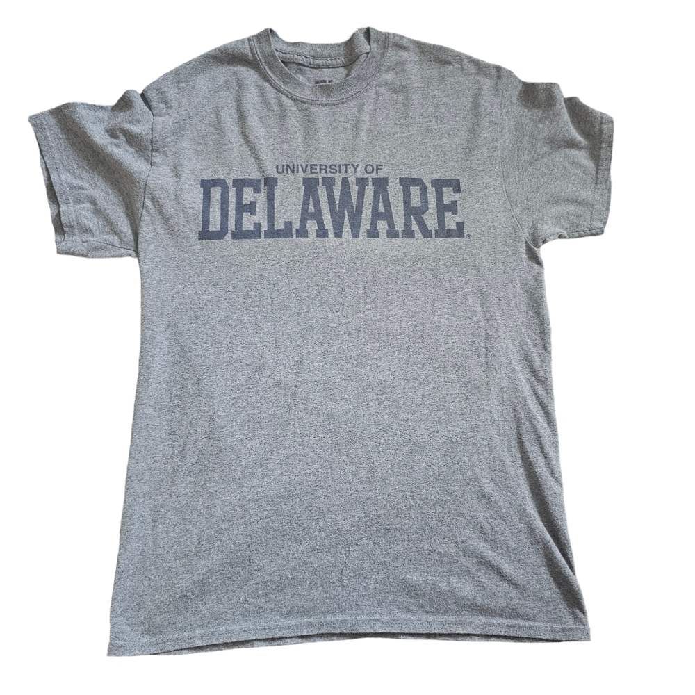 MV Sport University of Delaware Tee Shirt Size Medium